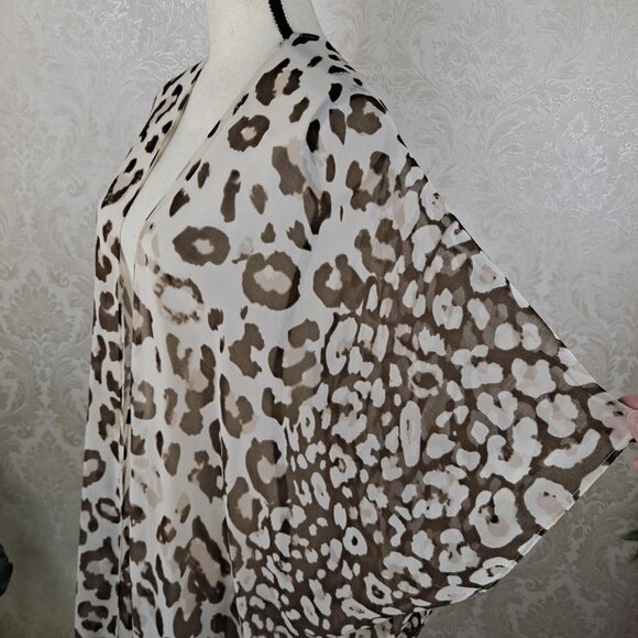 Chico's One Size Cream and Brown Animal Print Open Front Kimono/Duster Sheer - Picture 5 of 11